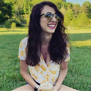 Meet your Posher, Alisha